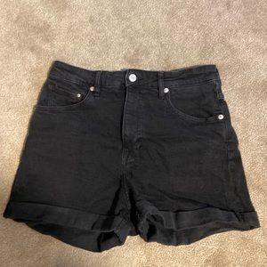 ULTRA HIGH RISE BLACK DENIM MOM SHORTS